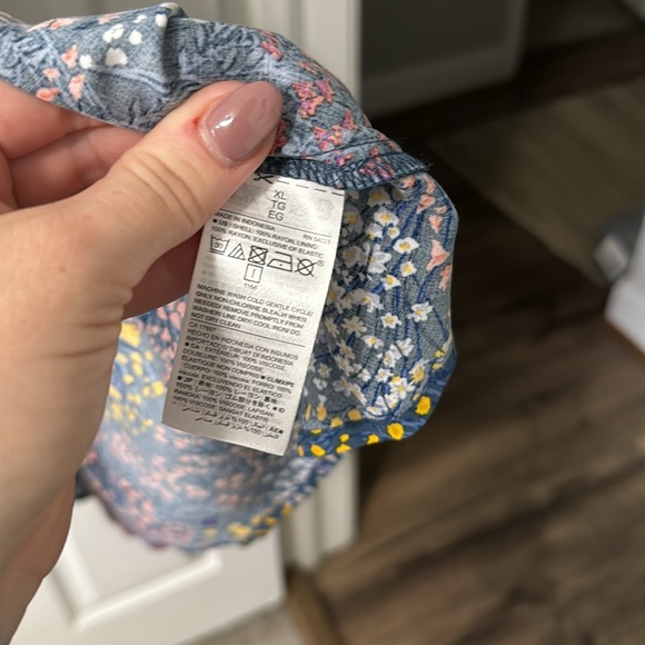 Floral old navy dress - Picture 5 of 5